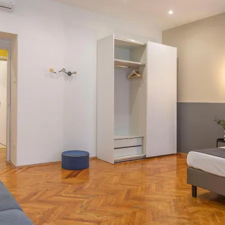 Elegante Vicino Stazione - Grey Apartment *