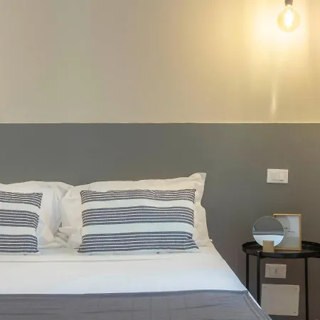 Elegante Vicino Stazione - Grey Apartmán Terst