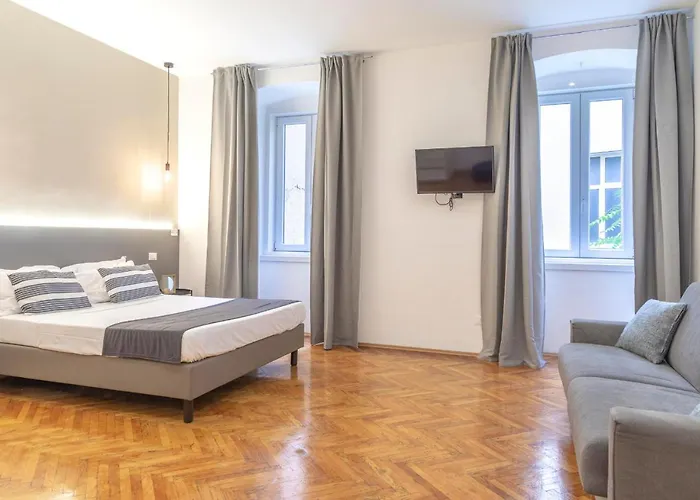 Elegante Vicino Stazione - Grey Appartamento Trieste