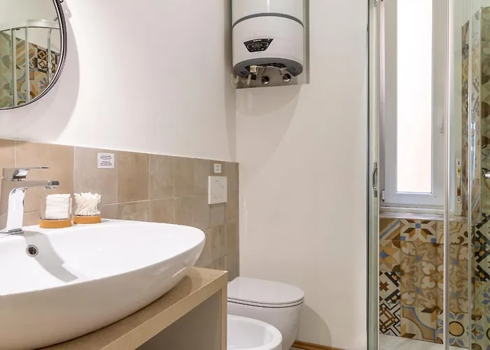 Elegante Vicino Stazione - Grey Apartmán Terst